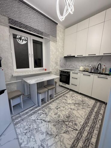 дешевые квартиры в бишкеке купить 2 комнатные: 2 комнаты, 46 м², Сталинка, 3 этаж, Дизайнерский ремонт