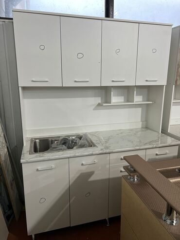 Кухонные гарнитуры: Кухонный шкаф — 15