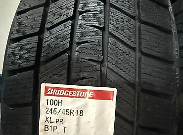 4 7: Шины 245 / 45 / R 18, Зима, Новый, Комплект, Легковые, Япония, Bridgestone — 1