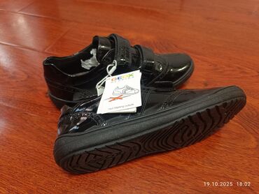 кроксы крокс crocs: Детские туфли GEOX Respira - Модель: классические дерби/броги для