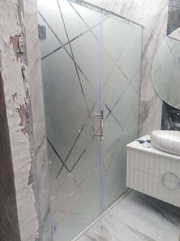 Truba: Şüşə duş kabinası – sürüşdürmə sistemli - Material: qalın temperli