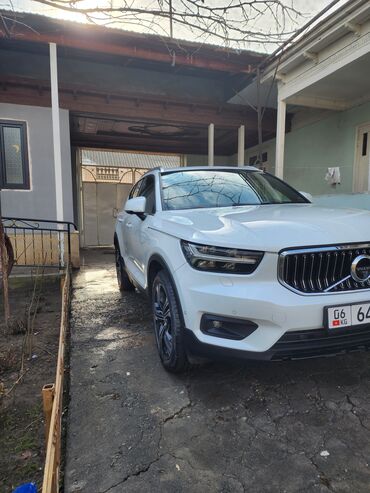 Volvo: Volvo : 2020 г., 2 л, Робот, Бензин, Кроссовер — 4