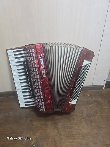 Аккордеоны: Продаются аккордеоны по выгодной цене,в отличном состоянии, звоните — 11