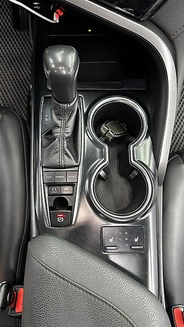camry 55 exclusive: Toyota Camry: 2019 г., 2.5 л, Автомат, Гибрид, Седан — 5