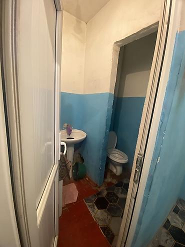 Продажа квартир: 1 комната, 12 м², Манас-Ата мкр., Общежитие, 5 этаж, Старый ремонт — 7
