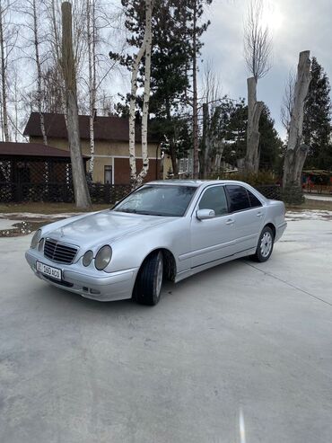 кунг на авто: Mercedes-Benz 270: 2000 г., 2.7 л, Автомат, Дизель, Седан