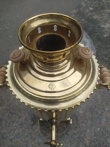брикет угольный: Misin samovar Rusiya üslubunda kömür/odunla işləyən model.4.5l — 1