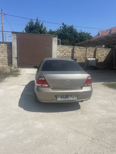 Nissan: Nissan Sunny sedan Bu nömrəyə WhatsApp vasitəsilə yaza bilərsiniz — 3