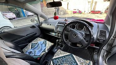 jak авто: Honda Fit: 2002 г., 1.3 л, Автомат, Бензин, Хэтчбэк — 6