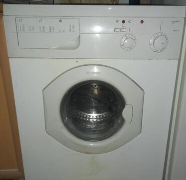 промышленные стиральная машина: Стиральная машина Hotpoint Ariston, Б/у, Автомат, 10 кг и более, Компактная