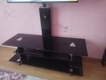 куда продать старую мебель: Салонные столы