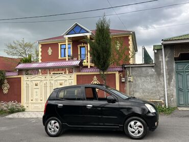 Kia: Xüsusiyyətlər: - Kompakt kuzov, şəhər üçün çevik idarəetmə - Ön duman — 3