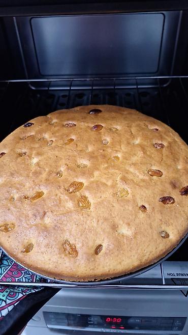 Un məmulatları: Təsvir: - Qat-qat yağlı xəmir: əl ilə yoğrulan, dəfələrlə yayılıb — 8