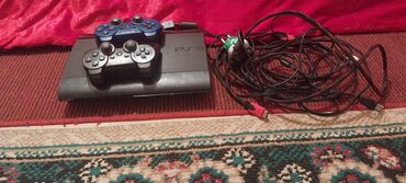 PS3 (Sony PlayStation 3): Срочно продам