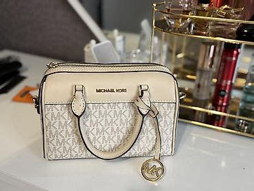 canta satışı: Michael Kors Jet Set Travel XS Duffle Crossbody modeli. 350 azn — 1