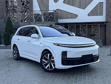 Lixiang: Lixiang L7: 2023 г. — 1