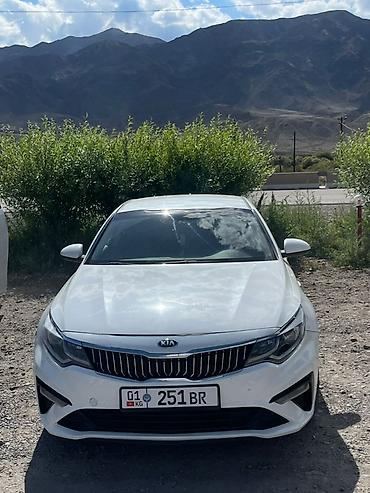 Частная аренда авто: Трансфер по кр представительских седанов бизнес‑класса Предлагаются — 1