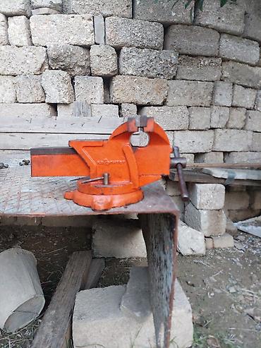 Məngənələr: Rusiya .Kvalitet firması.Metall üçün stolüstü mengene – Dönər əsaslı — 1