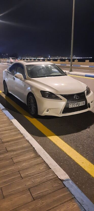 Lexus IS: 2 l | 2014 il Sedan