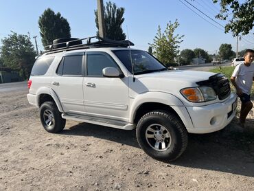 дом на день: Сдаю в аренду!! Представлен внедорожник Toyota Sequoia белого цвета