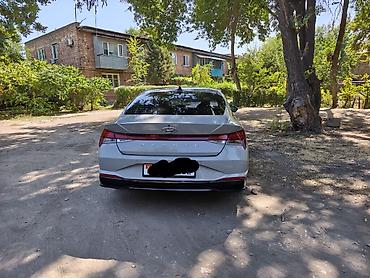 geeli coolray: Hyundai Avante: 2022 г., 1.6 л, Вариатор, Гибрид, Седан — 5