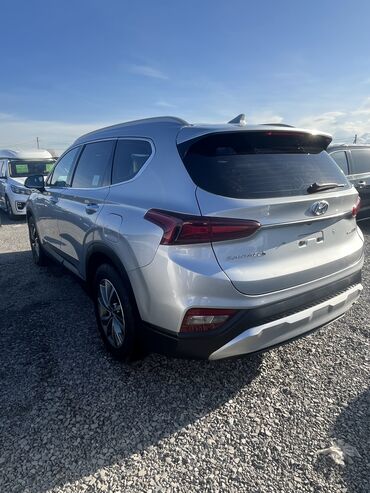 Hyundai: Hyundai Santa Fe: 2019 г., 2.2 л, Автомат, Дизель, Кроссовер at lalafo.kg — 5 Hyundai: Hyundai Santa Fe: 2019 г., 2.2 л, Автомат, Дизель, Кроссовер — 5