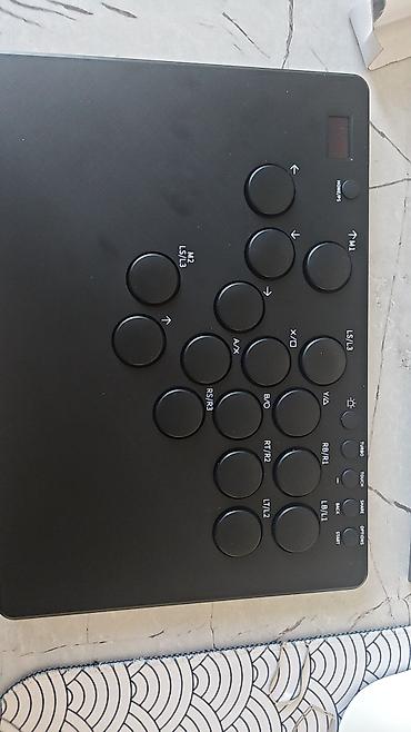 xbox us: Геймпад-кустон (arcade/fightstick) формата “hitbox” для файтингов и — 1