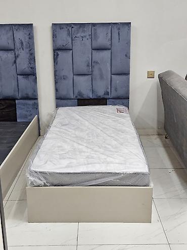 *Carpayı satılır* Ideal vezıyyetde Qıymet 175 - azn *Catdırlma