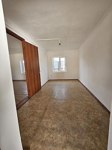 Продажа домов: 4 комнаты, 80 м², 450 соток, Бишкек, Новопавловка с. Собственник — 10