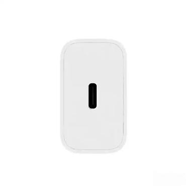 Adapteri i punjači za laptop: USB-C zidni punjač, EU utikač (2 pina), kompaktan i lagan, bela boja — 4