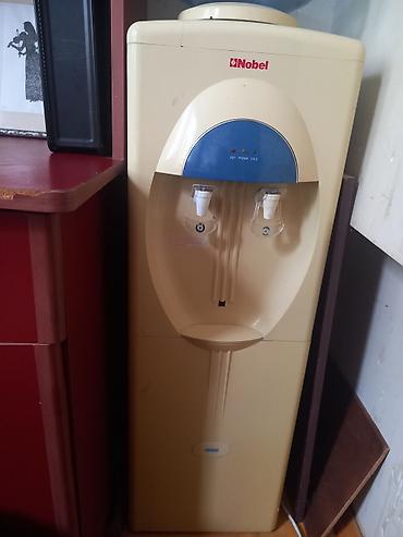 i̇kinci əl utu: Su üçün dispenser . Aşağısında soyuducusu da var. 70 azn — 1