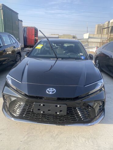 дизель автомат: Toyota Camry: 2025 г., 2 л, Робот, Бензин, Седан