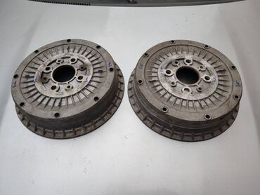 Auto delovi: Dobos kocnica Lada 7 Riva br.1,2. Polovno, ocuvano. Dobosi su ggotovo — 1