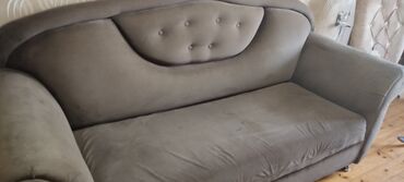 2.el divan yatak: Divan, Açılmayan, Bazasız, Vеlur parça, Çatdırılma yoxdur