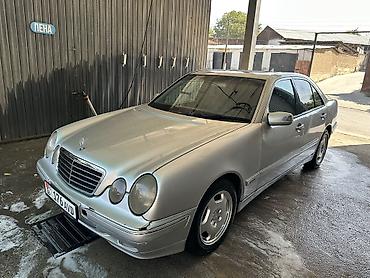 Продажа авто: Mercedes-Benz E-Class: 2000 г., 2.4 л, Механика, Бензин, Седан — 4