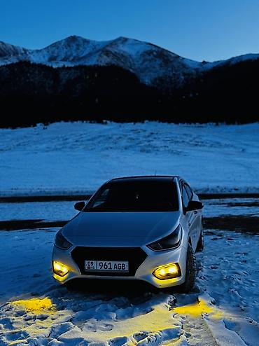 Hyundai: Hyundai Solaris: 2018 г., 1.6 л, Механика, Бензин, Седан — 1