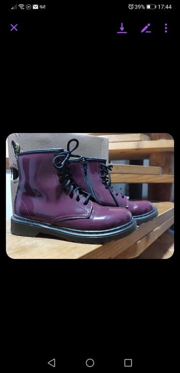 new balance 327 36: High boots, Dr. Martens, 36