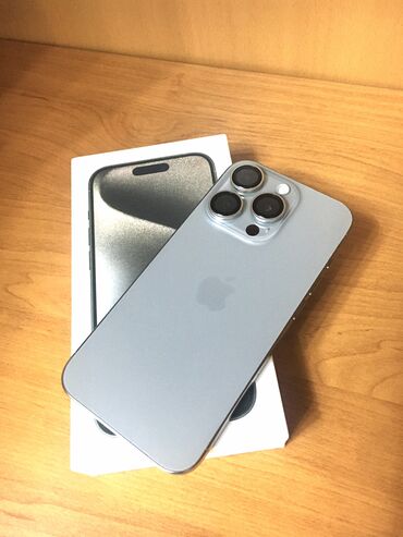 чехлы на айфон 12 про: IPhone 15 Pro, Б/у, 256 ГБ, Natural Titanium, Зарядное устройство, Защитное стекло, Кабель, 86 %