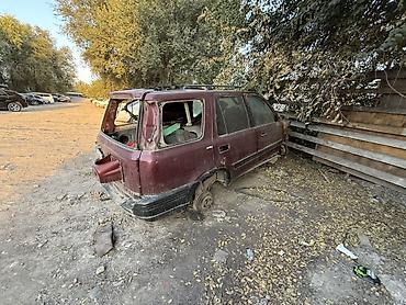 лабавые стекло: Кузов Honda CR‑V I поколения (примерно 1995–2001) — 4