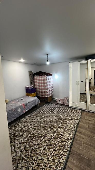 Продажа домов: 4 комнаты, 4 м², Бишкек, Кожомкул стадион — 5