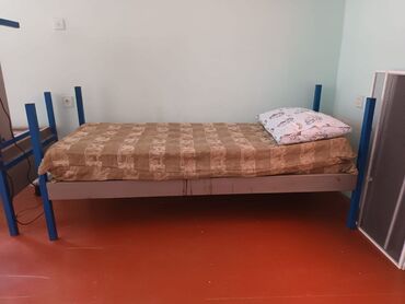 демир дарваза: Aytən 🌺 4 eded demir çarpayı satılır biri 50 manat ünvan Binəqədi