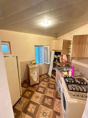 Həyət evləri və villaların satışı: Qaraçuxur qəs. 5 otaqlı, 140 kv. m, Orta təmir -da lalafo.az — 10 Həyət evləri və villaların satışı: Qaraçuxur qəs. 5 otaqlı, 140 kv. m, Orta təmir — 10