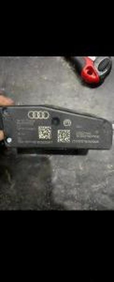 ajkula antena za auto: AUDI A4 A5 DONJA ILM BRAVA 8K0905852E | Audi vagen delovi altina — 2