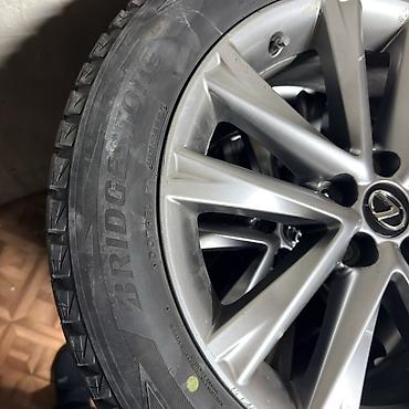 Шиналар жана дисктер: Дөңгөлөктөр монтажда 235 / 55 / R 19, Кыш, Колдонулган, Комплект, Жеңил унаалар, Куйма, тешиктери - 5 — 3