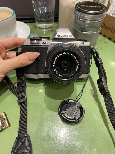 объектив: Продаю камеру Olympus OM - D E - M10 в идеальном состоянии. В комплект