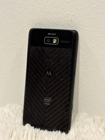 Prodajem Motorolu RAZR i (XT890), cuveni model sa Intel procesorom. - na lalafo.rs Prodajem Motorolu RAZR i (XT890), cuveni model sa Intel procesorom. -