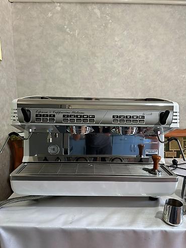 nuova simonelli: Профессиональные двухгруппные эспрессо-машины для кофейни/ресторана + — 3