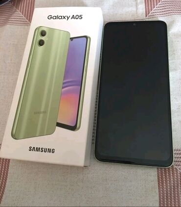 samsung galaxy m52 qiymeti: Samsung Galaxy A05, 64 GB, rəng - Qara, Qırıq