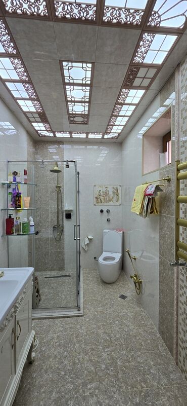 Həyət evləri və villaların satışı: Fatmayı 10 otaq, 300 kv. m — 20