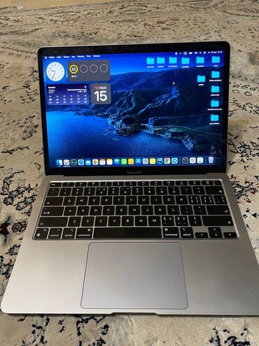 зарядка для эпл вотч: Apple, 8 ГБ ОЗУ, Apple M1, 13.3 ", Б/у, память SSD